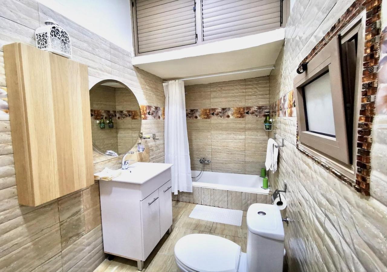 Cozy Family Home In Medieval Akko Bagian luar foto